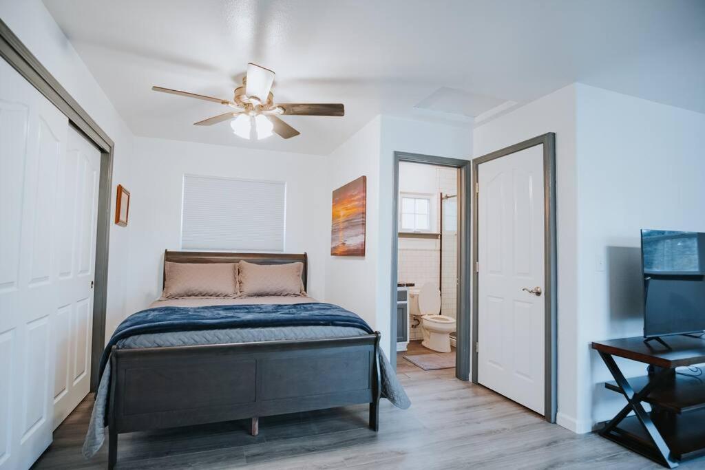 Gorgeous Upstairs Studio With Patio And Laundry Чико Экстерьер фото